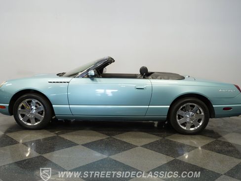 Used 2002 Ford Thunderbird RWD image 8