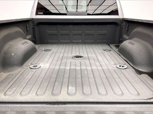 Used 2020 RAM 3500 Limited image 27