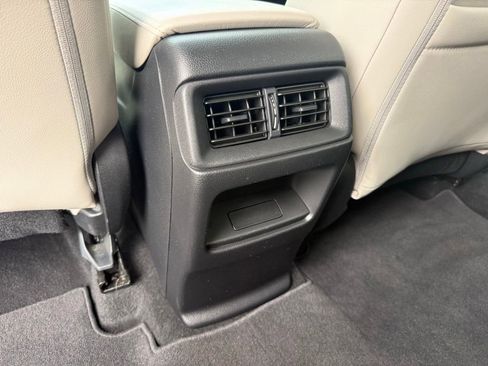 Used 2023 Honda CR-V EX-L image 32