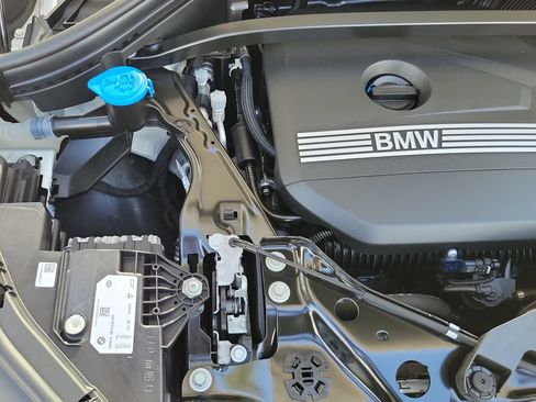 Used 2026 BMW X2 xDrive28i AWD/4WD image 45