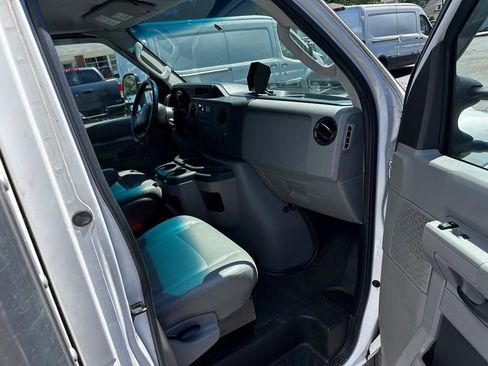 Used 2019 Ford E-350 and Econoline 350 Super Duty w/ Power Windows & Locks Group RWD image 14