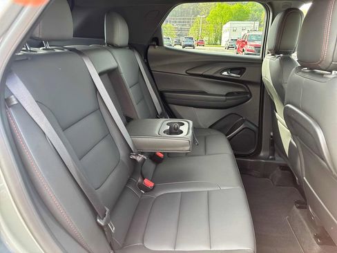 Used 2025 Chevrolet TrailBlazer RS w/ Driver Confidence Package FWD image 26