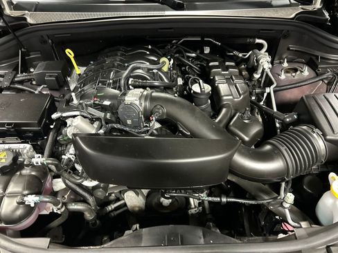 Used 2024 Dodge Durango SXT w/ SXT Blacktop Group image 27