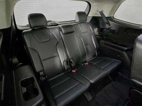 Used 2025 Kia Telluride SX Prestige image 30