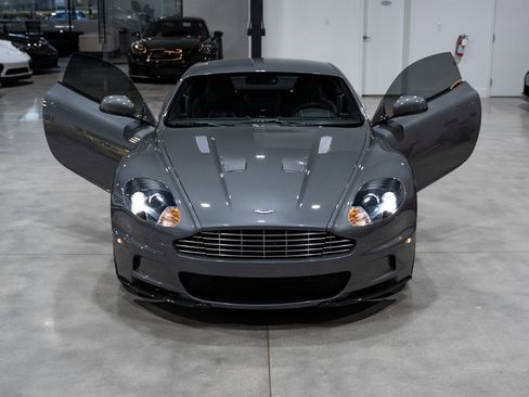 Used 2010 Aston Martin DBS image 36