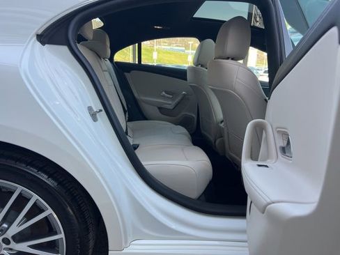 Used 2025 Mercedes-Benz CLA 250 4MATIC image 22