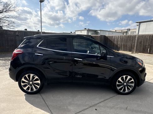 Used 2022 Buick Encore Preferred w/ Safety Package image 23