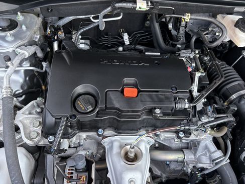 Certified 2024 Honda HR-V EX-L image 26