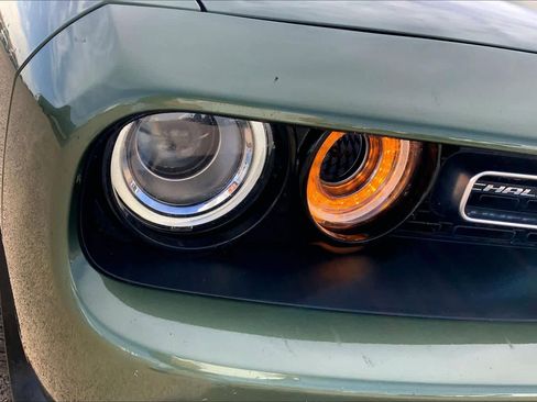 Used 2022 Dodge Challenger R/T w/ Plus Package image 34