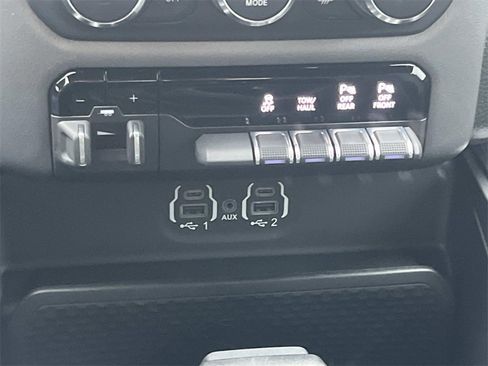 Used 2022 RAM 1500 Laramie w/ Sport Appearance Package image 24