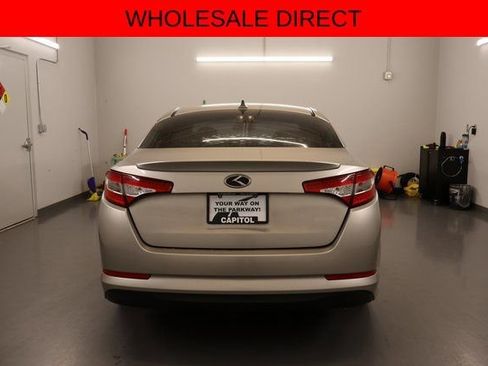 Used 2012 Kia Optima Hybrid w/ Hybrid Convenience Pkg FWD image 3