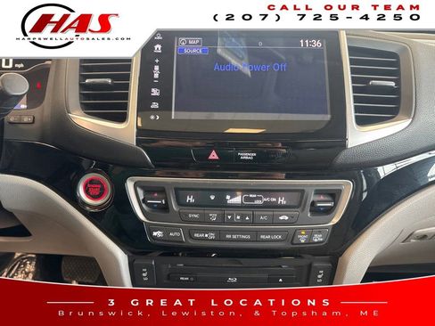 Used 2017 Honda Pilot Touring image 19