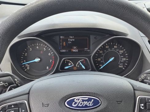 Used 2017 Ford Escape SE AWD/4WD image 10