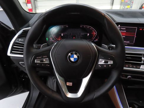 Used 2023 BMW X5 xDrive40i w/ Premium Package AWD/4WD image 15