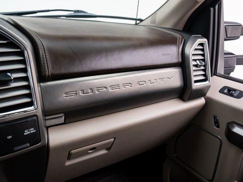 Used 2019 Ford F250 Limited image 29