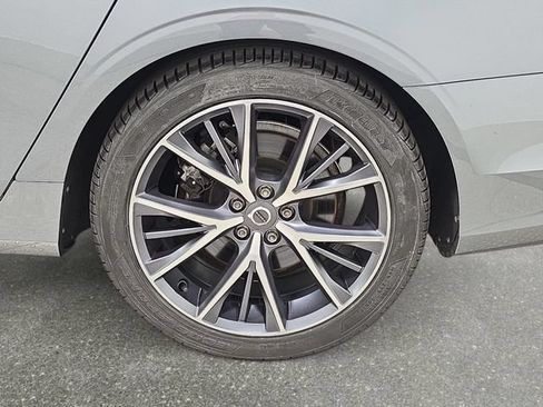 Used 2018 Volvo S90 T5 Momentum w/ Convenience Package AWD/4WD image 30