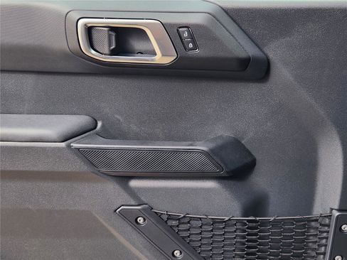 New 2026 Ford Bronco Big Bend w/ Black Diamond Package AWD/4WD image 17