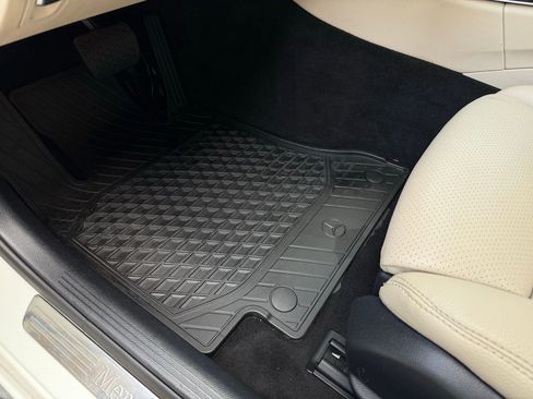 Used 2017 Mercedes-Benz C 300 4MATIC Sedan image 29