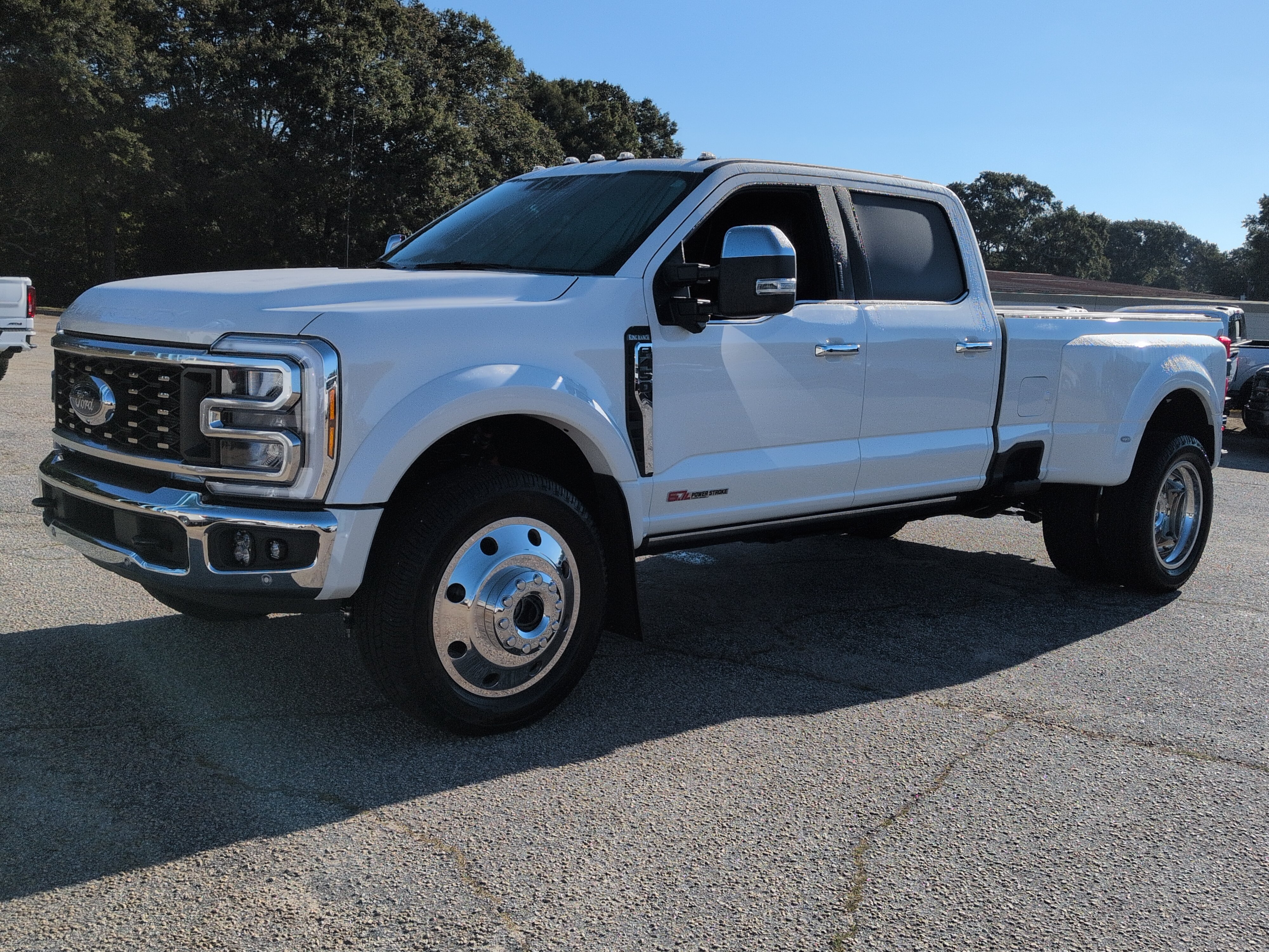 Used 2025 Ford F450 King Ranch w/ Chrome Package AWD/4WD image 6