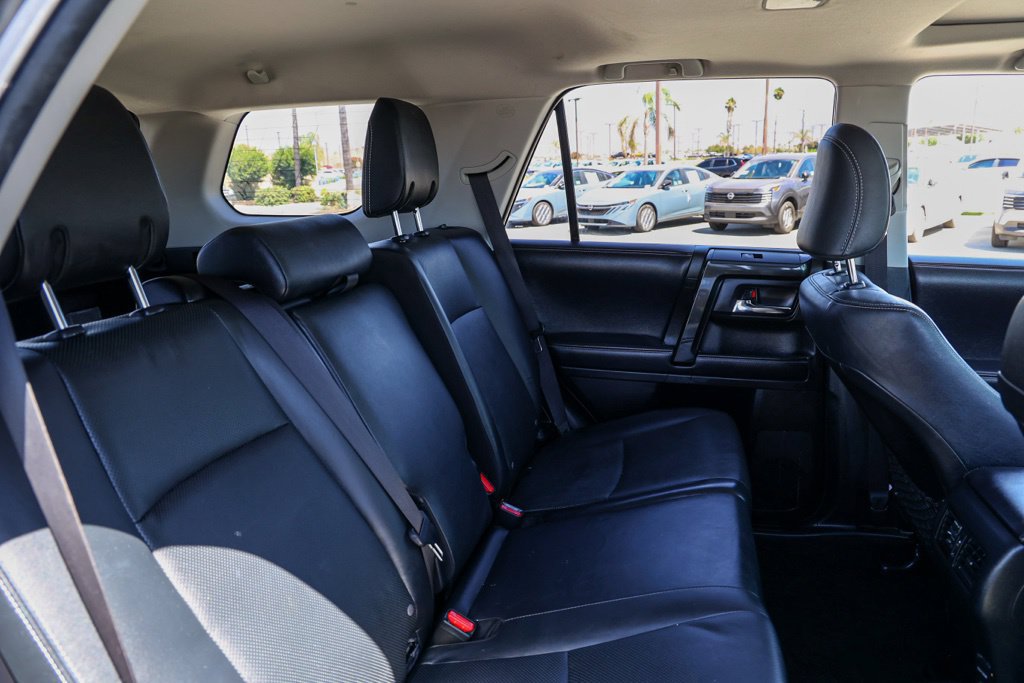 Used 2019 Toyota 4Runner Limited AWD/4WD image 19