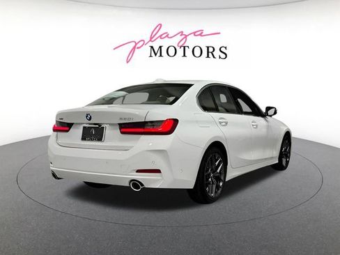 Used 2025 BMW 330i xDrive Sedan w/ Convenience Package AWD/4WD image 5