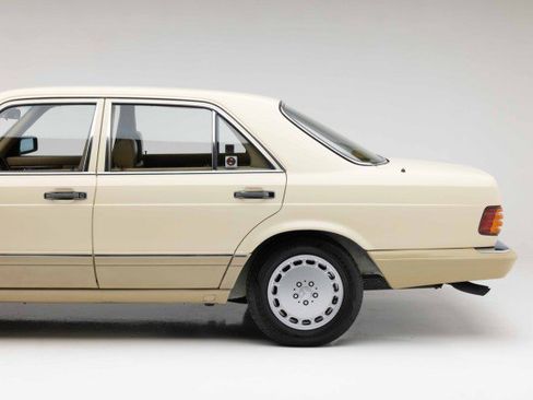 Used 1991 Mercedes-Benz 350 SD image 19