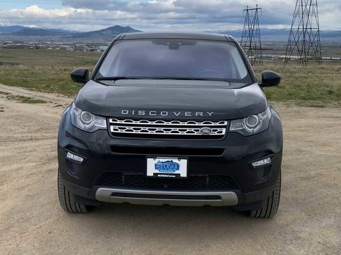 Used 2017 Land Rover Discovery Sport HSE AWD/4WD image 3