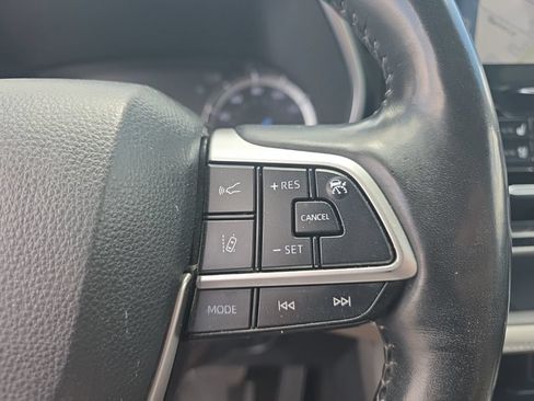 Used 2022 Toyota Highlander Platinum AWD/4WD image 20