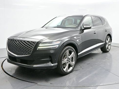 Used 2024 Genesis GV80 3.5T w/ Prestige Package image 3