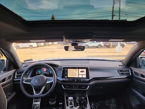 New 2026 Volkswagen Atlas Cross Sport SEL Premium R-Line image 16