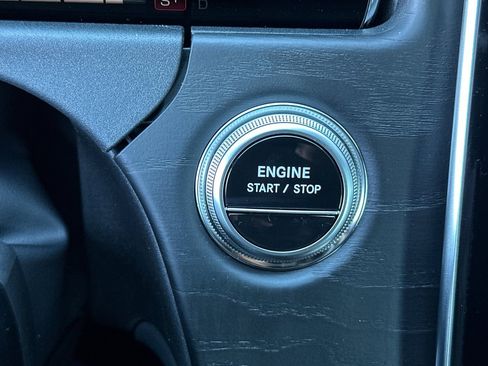 New 2026 Mercedes-Benz E 53 AMG e 4MATIC Sedan image 19