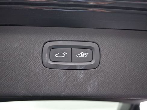 Used 2023 Volvo XC90 B6 Ultimate w/ Protection Package AWD/4WD image 29