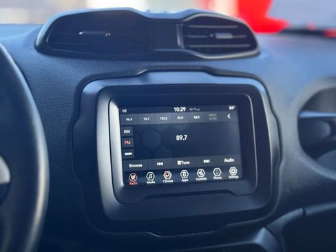 Used 2020 Jeep Renegade Trailhawk w/ Cold Weather Group image 26