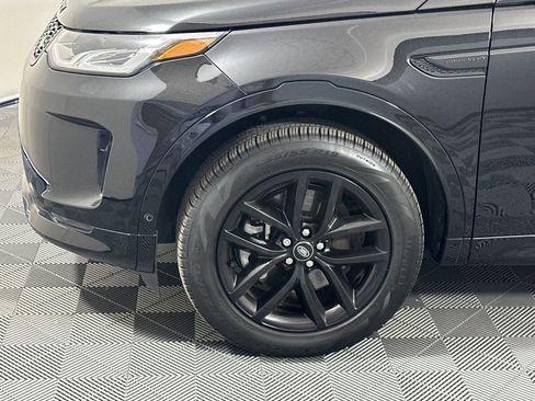 Used 2024 Land Rover Discovery Sport S image 8