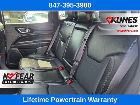 Used 2025 Jeep Compass Trailhawk AWD/4WD image 22