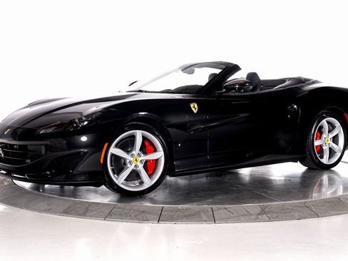 Used 2020 Ferrari Portofino image 1