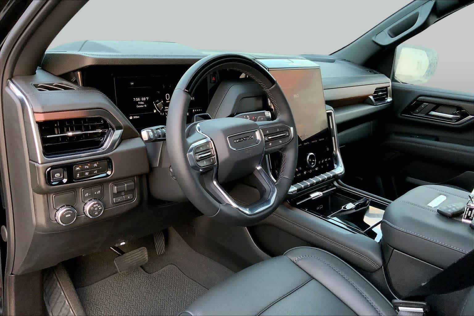 Used 2026 GMC Yukon Denali w/ Denali Reserve Package RWD image 15