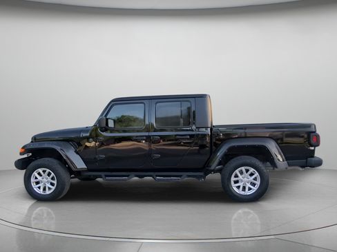 Used 2023 Jeep Gladiator Sport AWD/4WD image 14