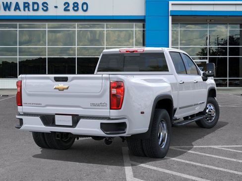 New 2026 Chevrolet Silverado 3500 High Country w/ High Country Premium Package image 4