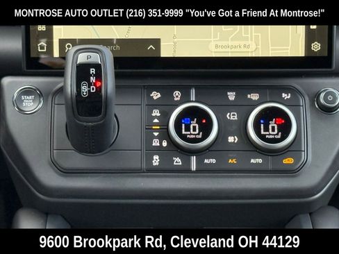 New 2025 Land Rover Defender 110 X-Dynamic SE image 24