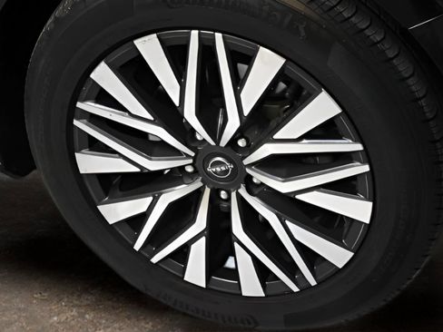 Used 2024 Nissan Altima 2.5 SV FWD image 6