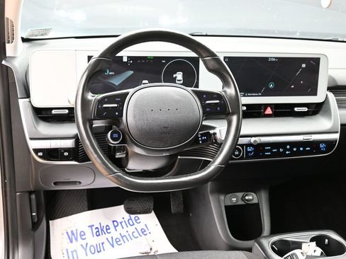 Used 2024 Hyundai Ioniq 5 SEL RWD image 33