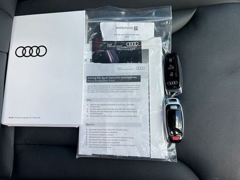Used 2020 Audi Q7 3.0T Premium Plus w/ Premium Plus Package AWD/4WD image 32
