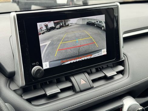 Used 2024 Toyota RAV4 XLE image 30