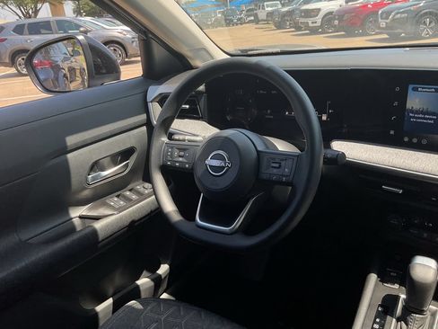 New 2026 Nissan Kicks SV w/ Cold Weather Package FWD image 13