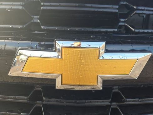 Used 2018 Chevrolet Silverado 1500 Custom w/ Custom Value Package image 15