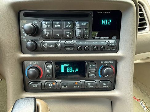 Used 2003 Chevrolet Corvette Convertible w/ Preferred Equipment Group1 RWD image 18
