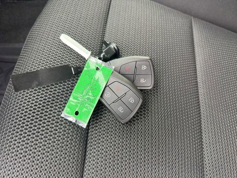 New 2026 GMC Canyon Elevation w/ Convenience Package image 30