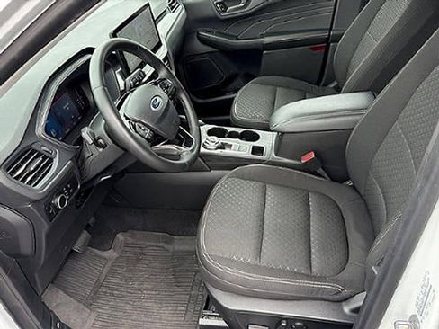 Used 2023 Ford Escape Active w/ Tech Pack #1 AWD/4WD image 13
