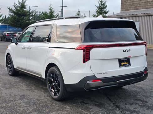 New 2026 Kia Carnival SX Prestige image 3
